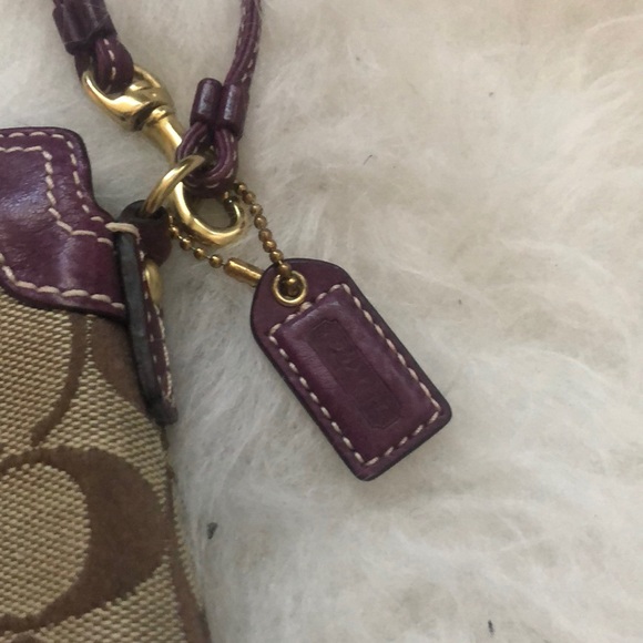 Coach Handpurse - Picture 3 of 3